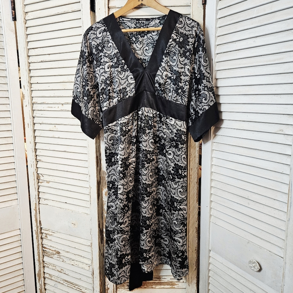 Majora Lace Print Tie Waist Kimono Sleeve Satin Dress Made In USA Large